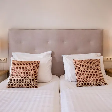 Hotel Eva Lefkada 2*