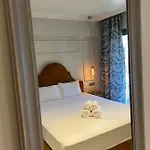 호텔 Eva Lefkada 2*