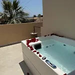 Eva Lefkada 2* ニドリ