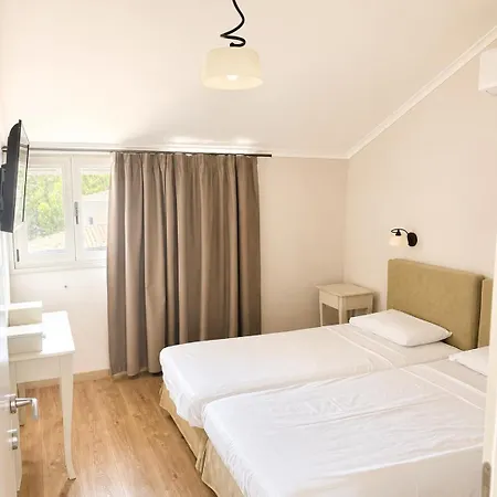 מלון Eva Lefkada