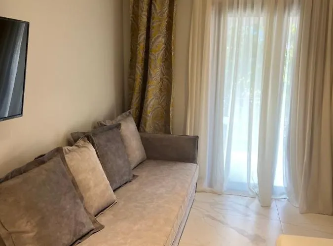 Eva Lefkada Hotel 2*