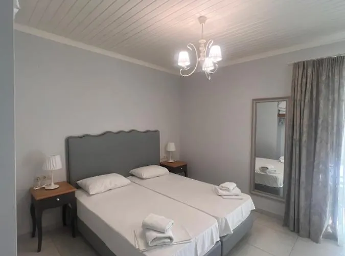 Eva Lefkada מלון