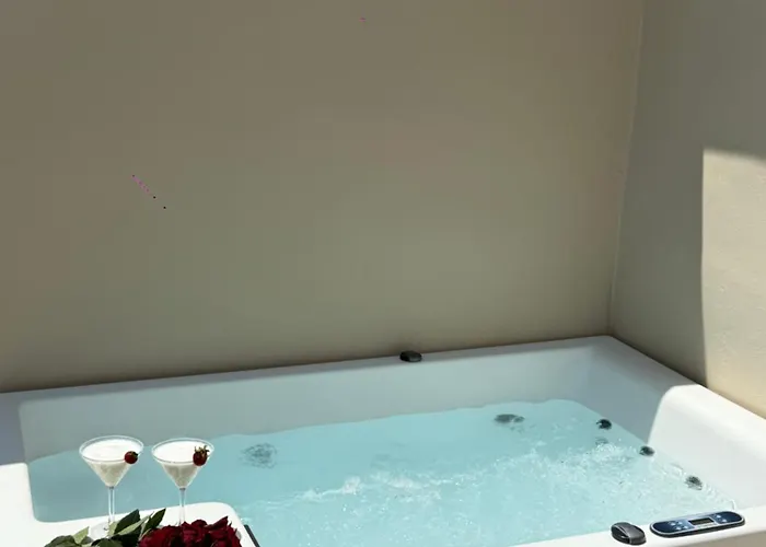 Hotel Eva Lefkada 2*